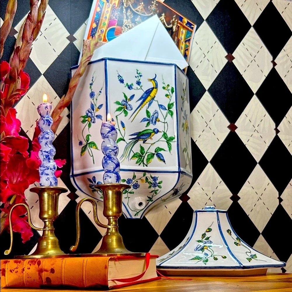 Grand Chinoiserie Wall Pocket Ceramic | Hand-Painted Phoenix & Birds & Florals - Picture 3 of 17